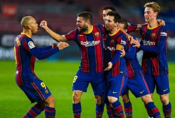  马赛核心红牌停赛无缘关键争冠战  