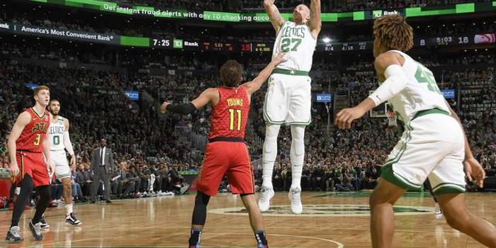  老鹰逆转凯尔特人，特雷杨三分雨淋绿衫军  